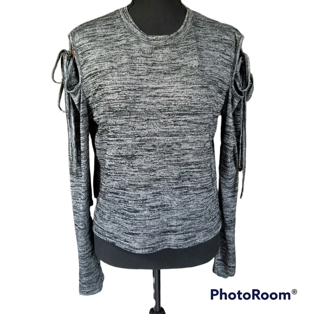 Walter Baker Sz L Cold Shoulder Tie Shoulder Long Sleeve Gray Marled Crop